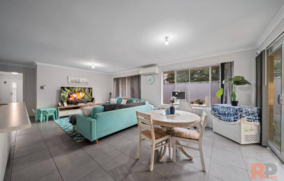 90B Yeedong Road, FALCON, WA 6210 AUS