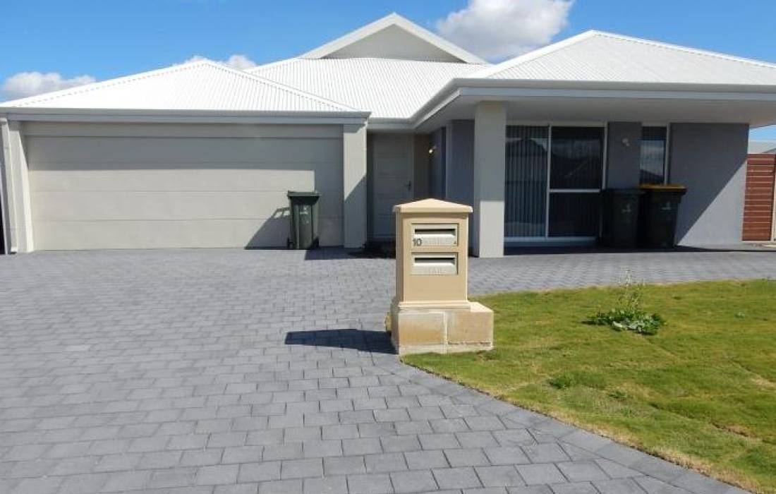 10 Wicklow Street, ELLENBROOK, WA 6069 AUS