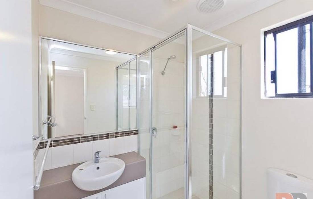 4C Hove Court, NOLLAMARA, WA 6061 Australia