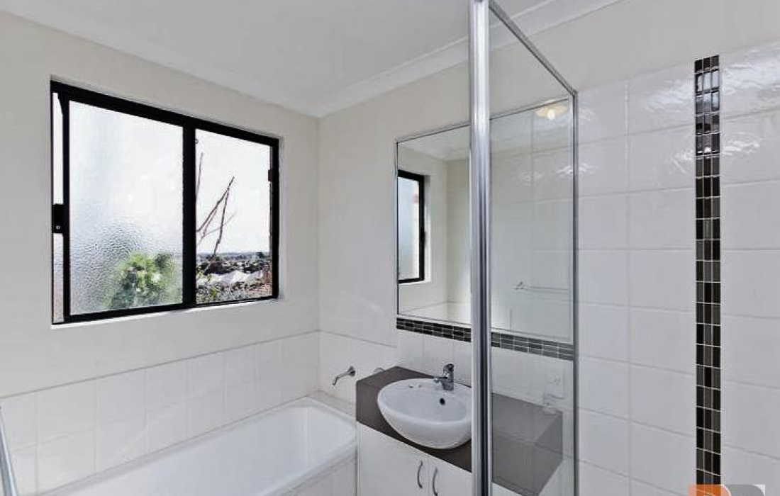 4C Hove Court, NOLLAMARA, WA 6061 Australia