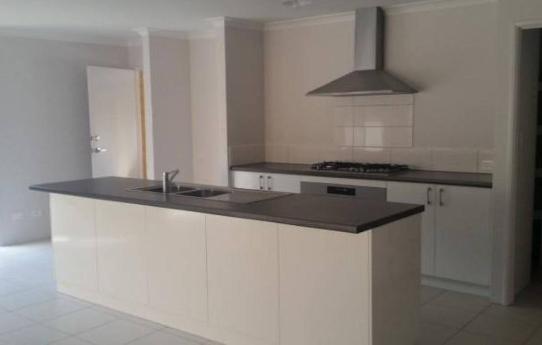 59 Bushside Drive, AVELEY, WA 6069 AUS