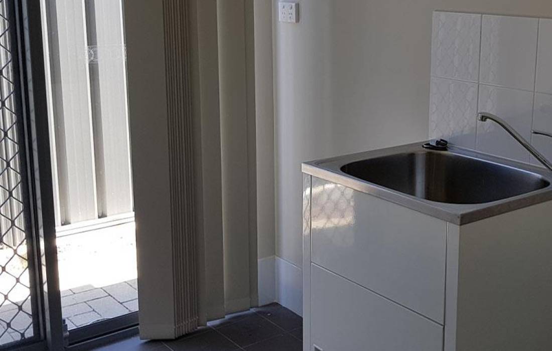 4/8 Locke Street, CAREY PARK, WA 6230 AUS