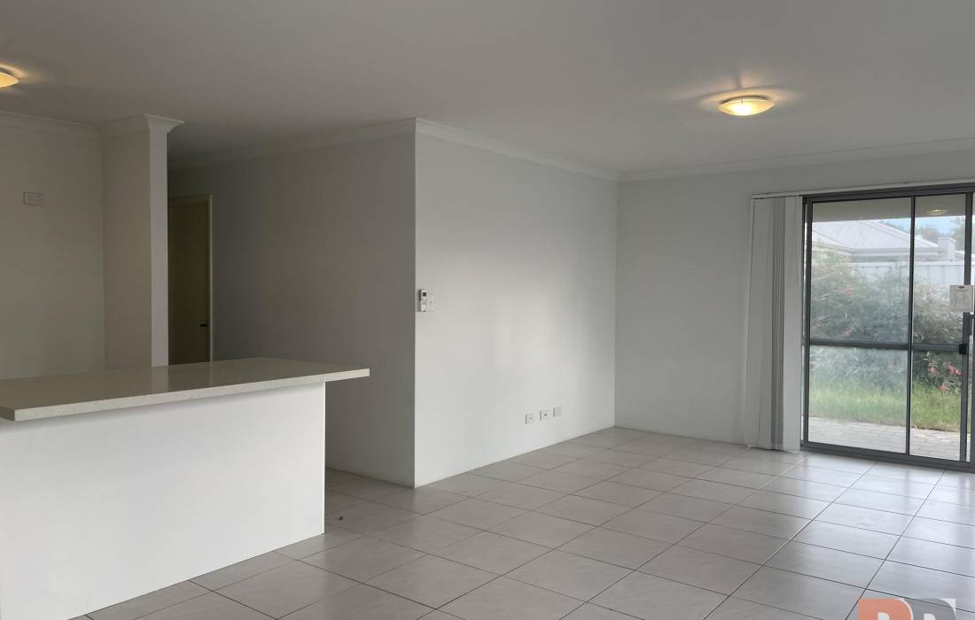 1/71 River Avenue, MADDINGTON, WA 6109 Australia