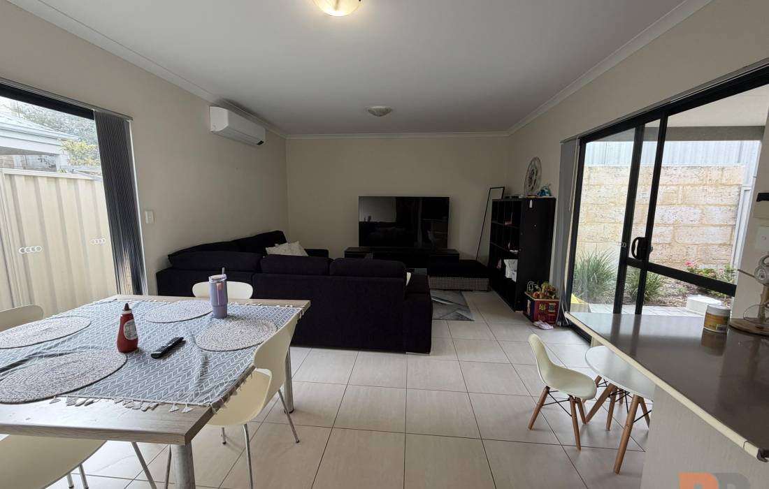 180 Shiraz Boulevard, PEARSALL, WA 6065