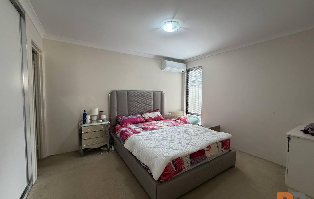 180 Shiraz Boulevard, PEARSALL, WA 6065