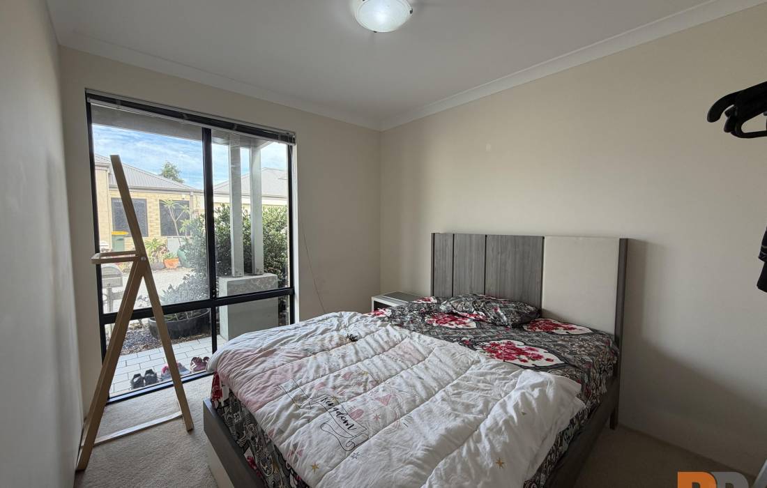 180 Shiraz Boulevard, PEARSALL, WA 6065