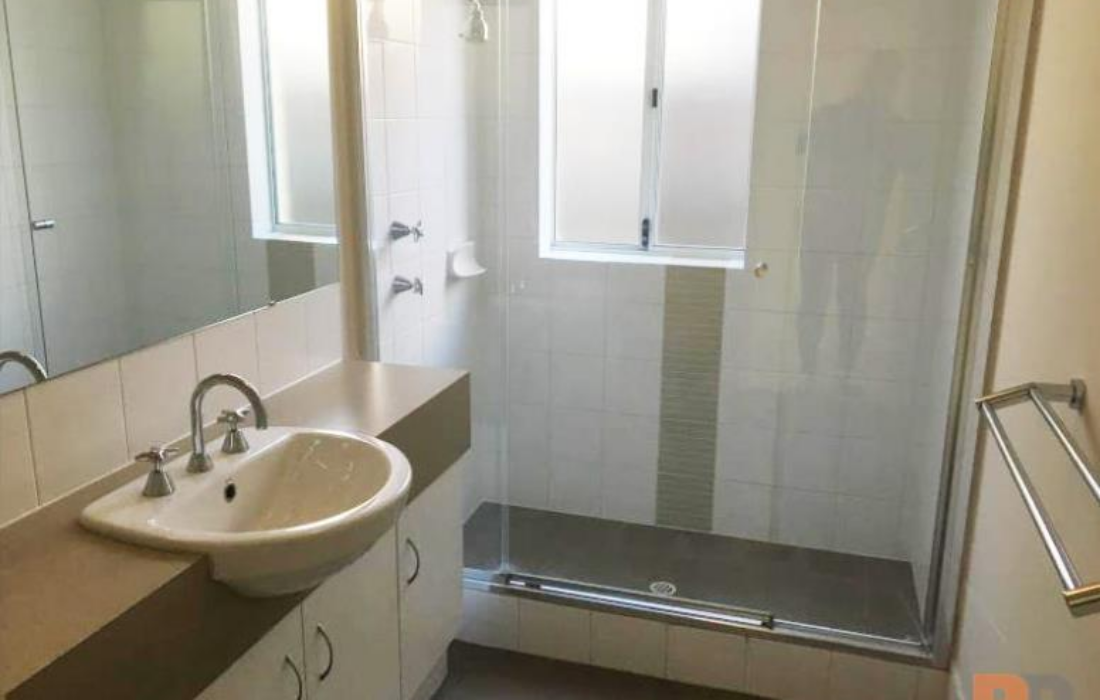 16 Sugarbush Way, YANCHEP, WA 6035 AUS