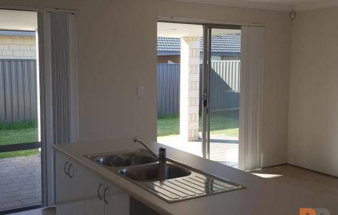 30B Wolgan Loop, WELLARD, WA 6170 AUS