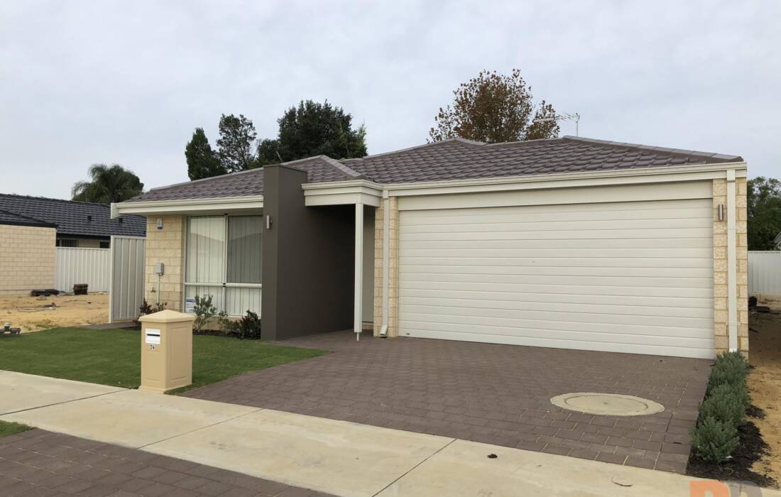 24 Cherrytree Chase, MADDINGTON, WA 6109 AUS