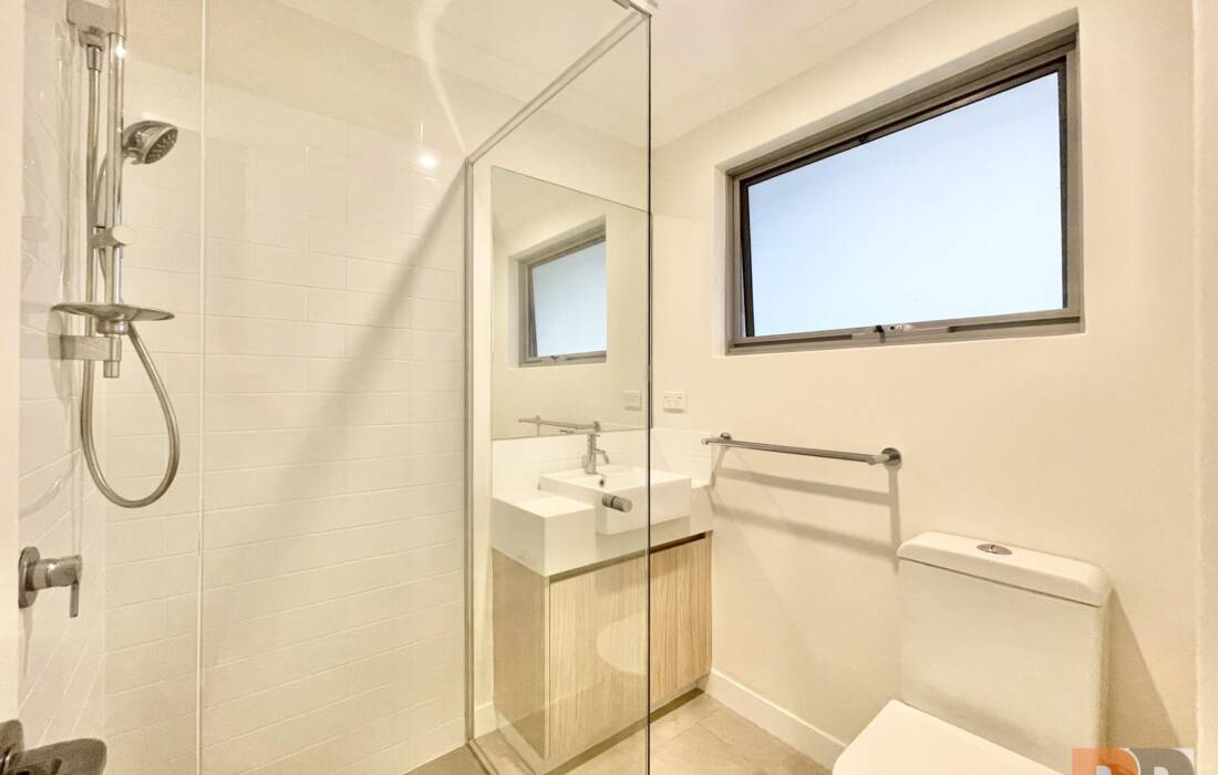 8/114 Great Northern Highway, MIDLAND, WA 6056 AUS