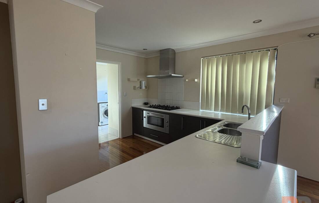 12 Auckland Parade, CANNING VALE, WA 6155 Australia