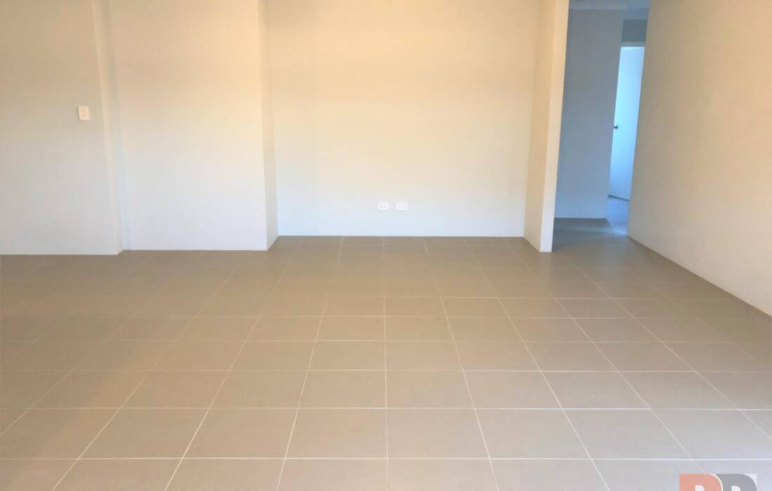 8 Descent Street, ELLENBROOK, WA 6069 AUS