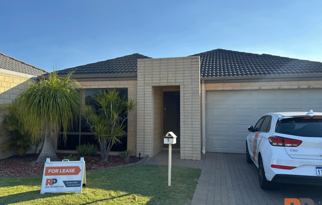 1 Azalea Place, BALLAJURA, WA 6066 AUS