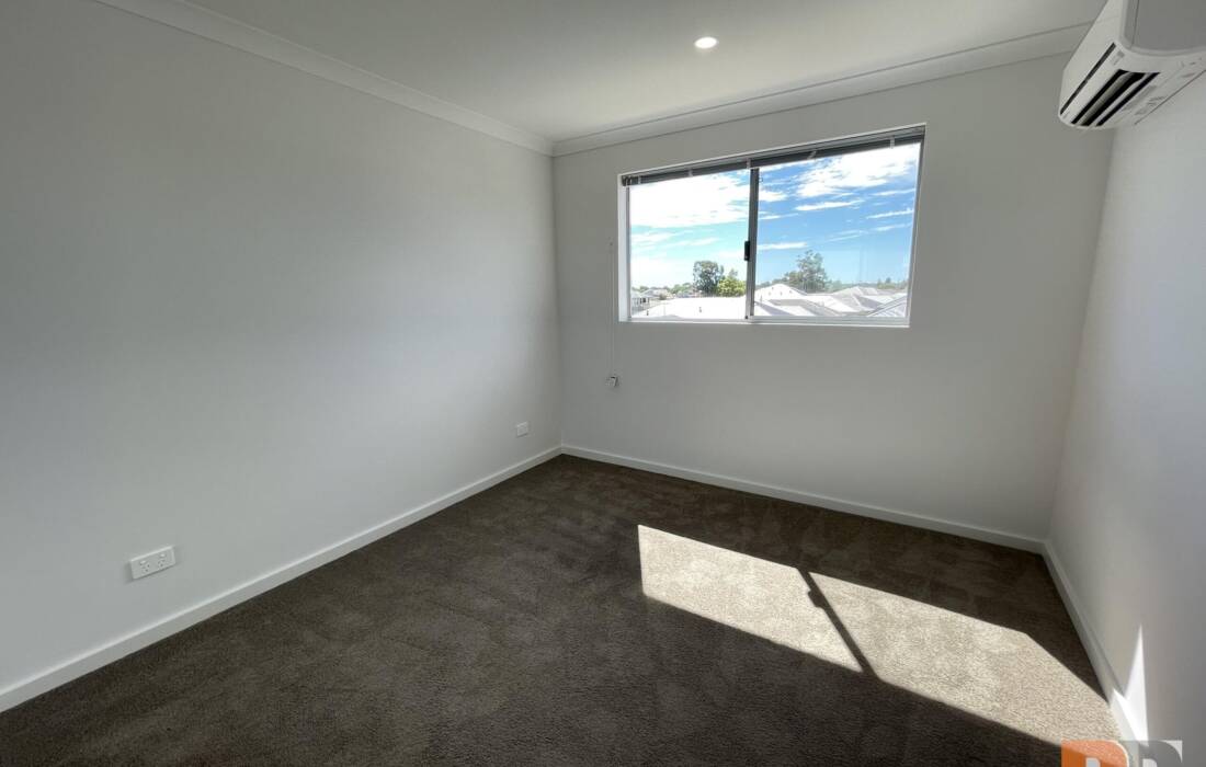 5/2 Delaronde Drive, SUCCESS, WA 6164