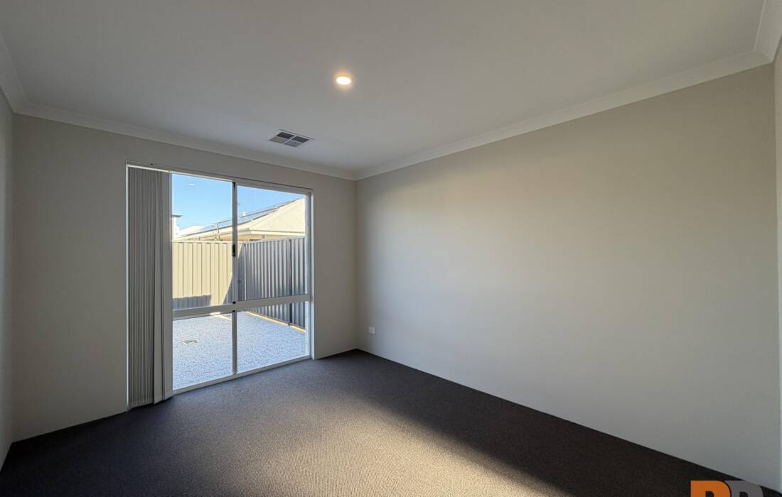 11 Chalmers Avenue, WELLARD, WA 6170