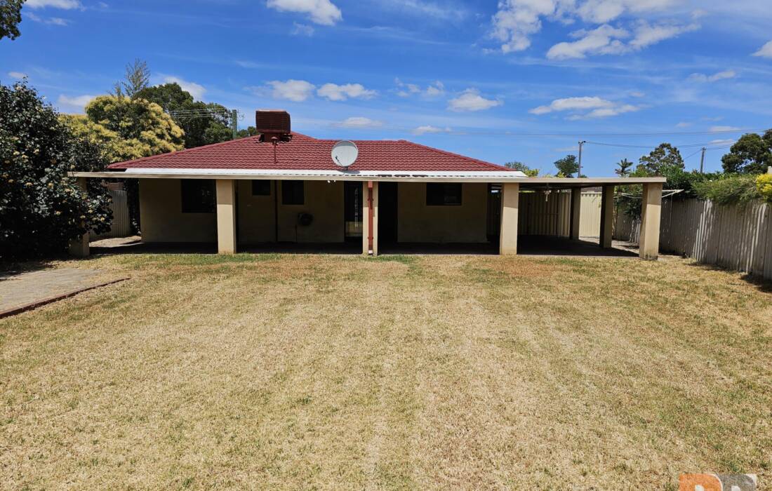 52 Numulgi Street, ARMADALE, WA 6112 Australia