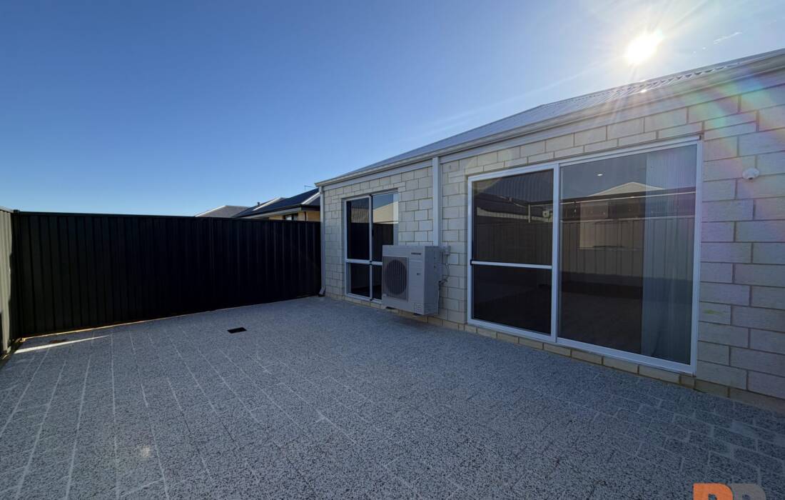 11 Chalmers Avenue, WELLARD, WA 6170