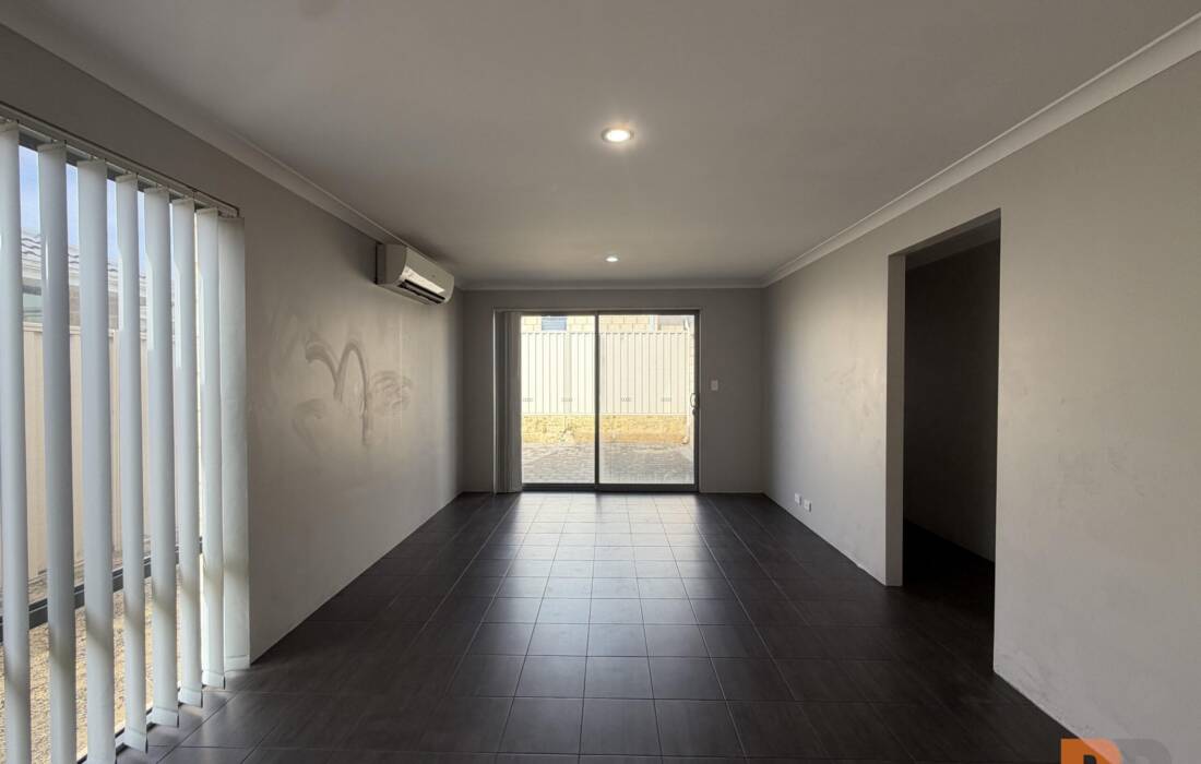 3 Belches Loop, SEVILLE GROVE, WA 6112 AUS