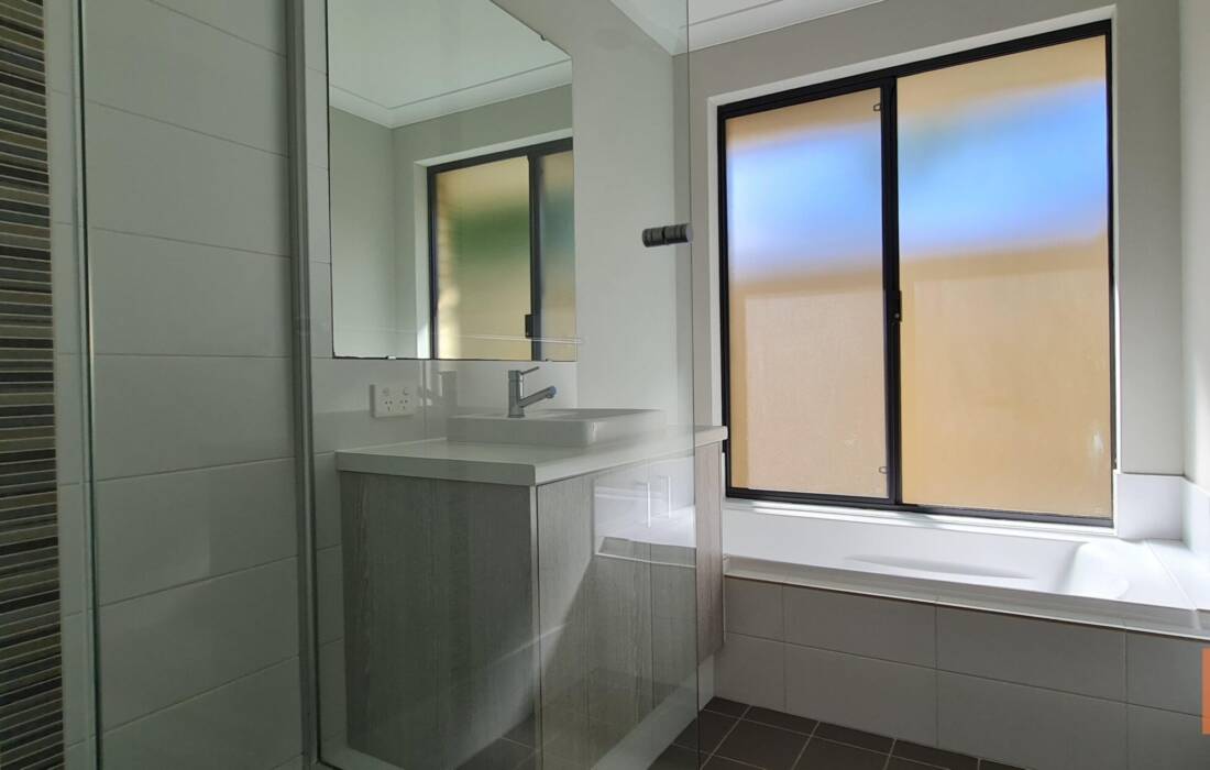 24 Virginia Turn, MADORA BAY, WA 6210 AUS