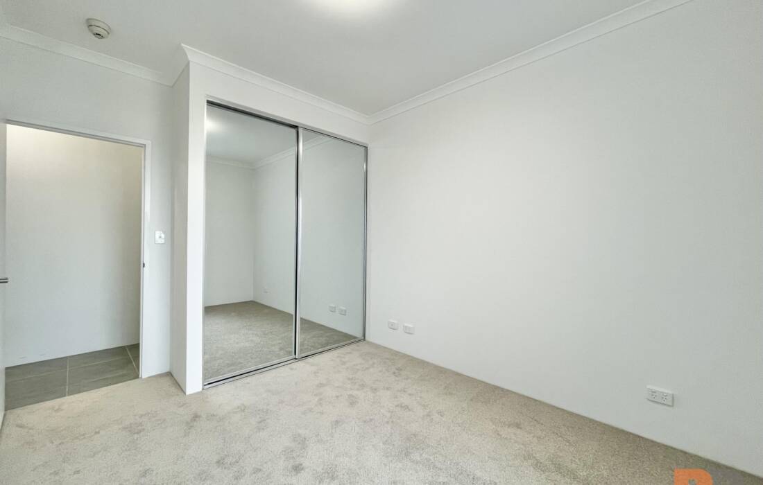 104/21 Blackberry Drive, Ashby, WA 6065 Australia