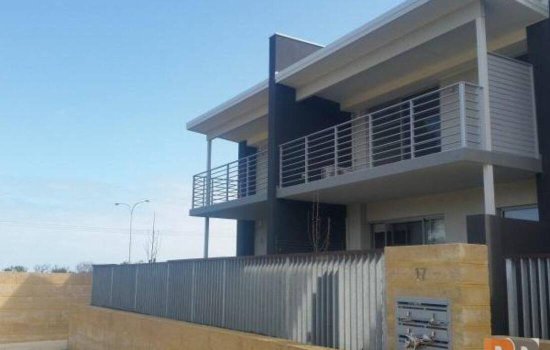 6/17 Emerald Way, CARINE, WA 6020 AUS