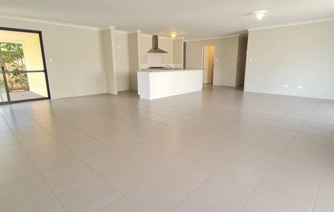 24 Virginia Turn, MADORA BAY, WA 6210 AUS