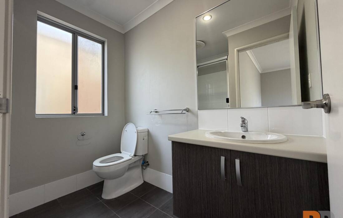 3 Belches Loop, SEVILLE GROVE, WA 6112 AUS