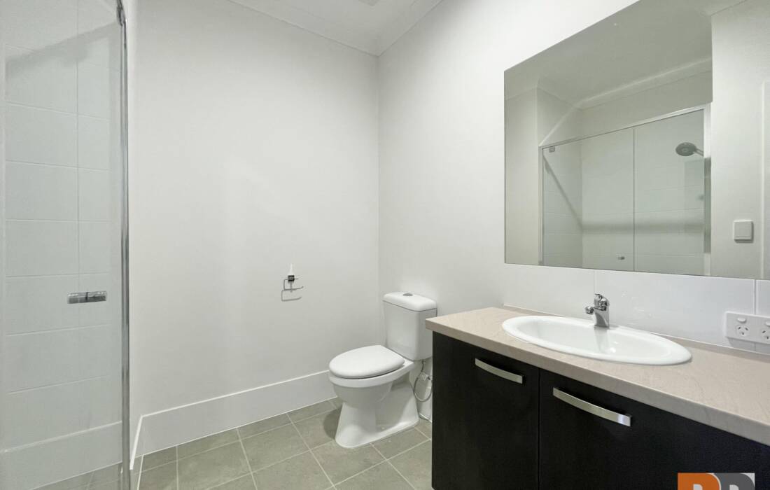 204/21 Blackberry Drive, ASHBY, WA 6065 Australia