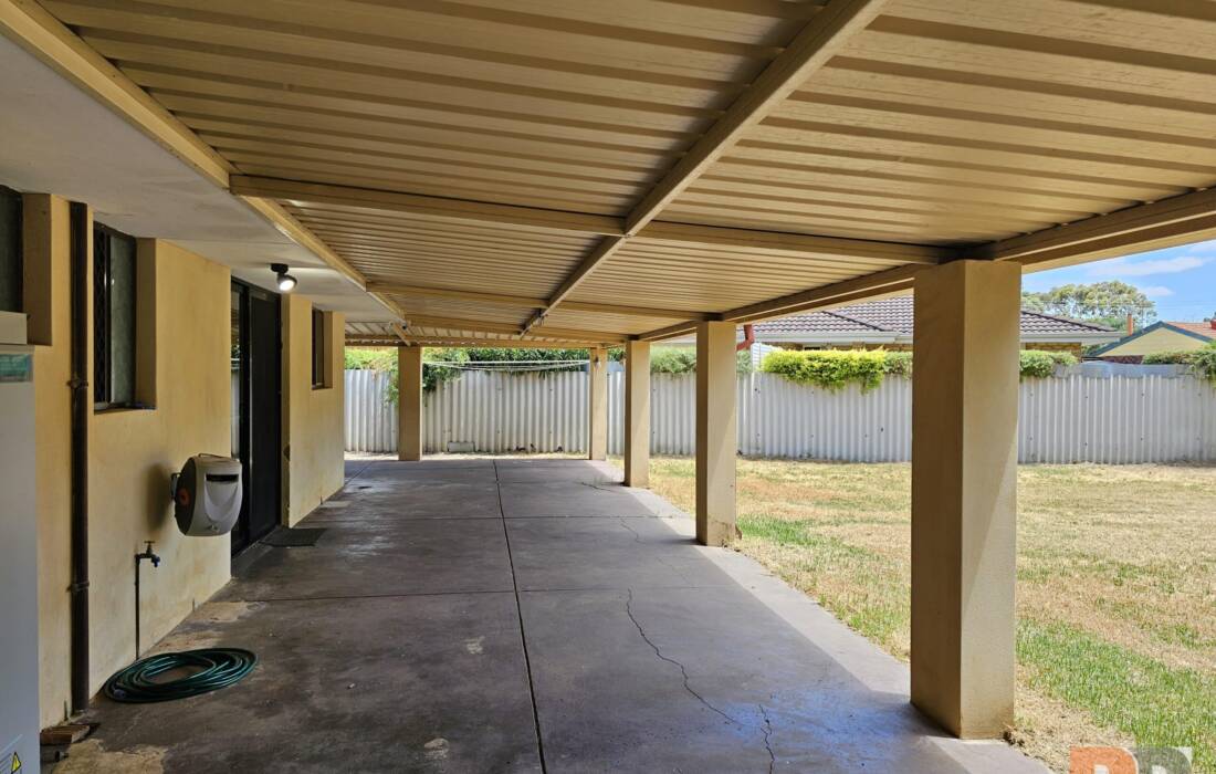52 Numulgi Street, ARMADALE, WA 6112 Australia
