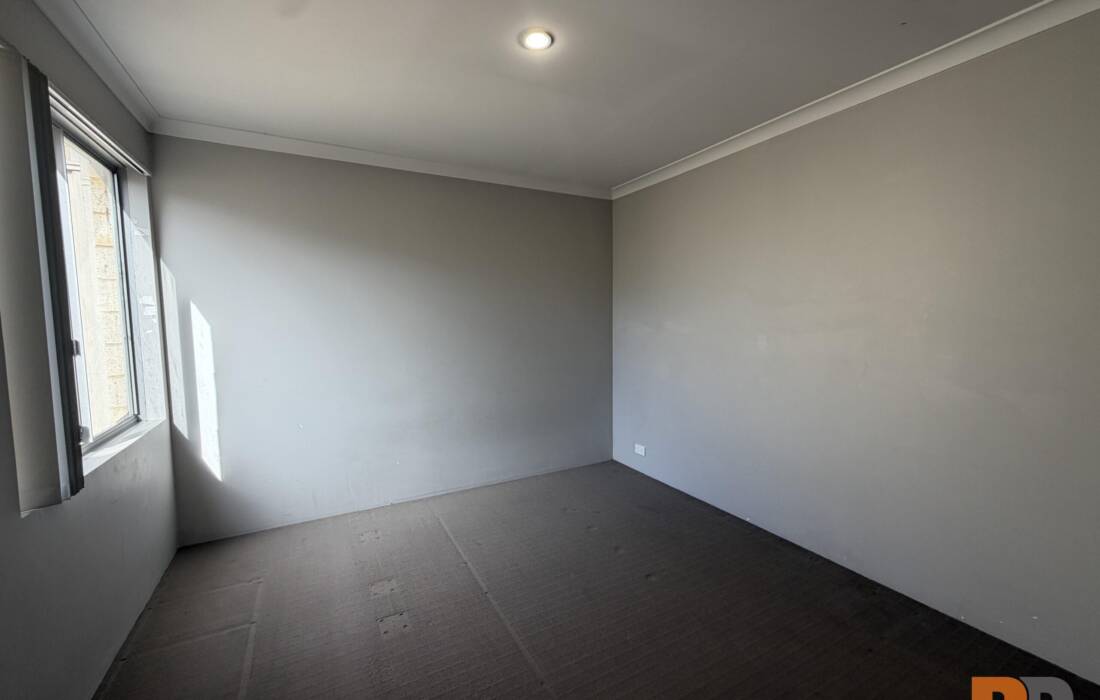 3 Belches Loop, SEVILLE GROVE, WA 6112 AUS