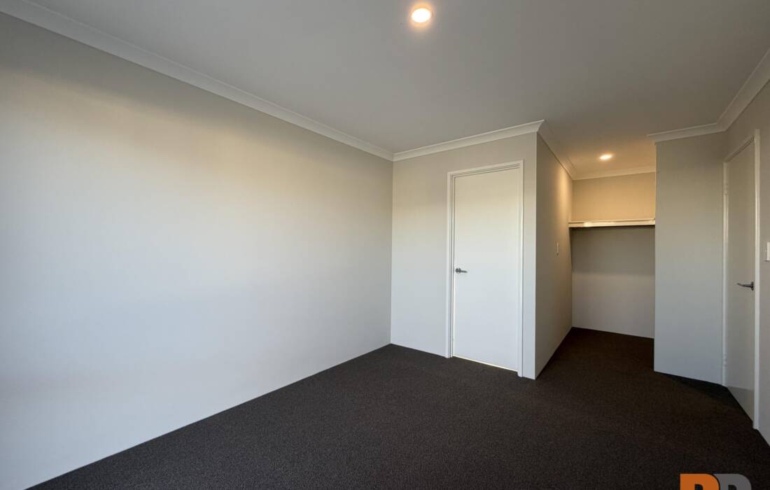 11 Chalmers Avenue, WELLARD, WA 6170