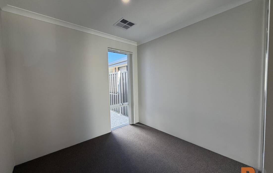 11 Chalmers Avenue, WELLARD, WA 6170