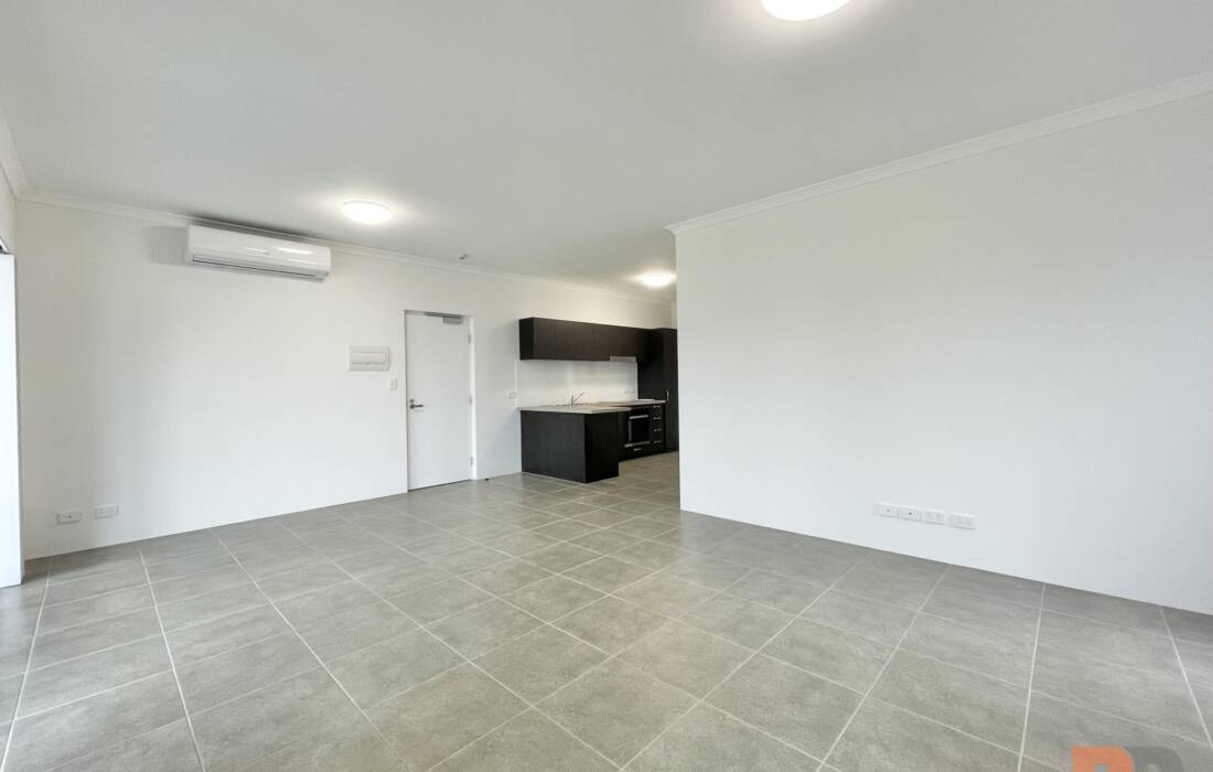 104/21 Blackberry Drive, Ashby, WA 6065 Australia