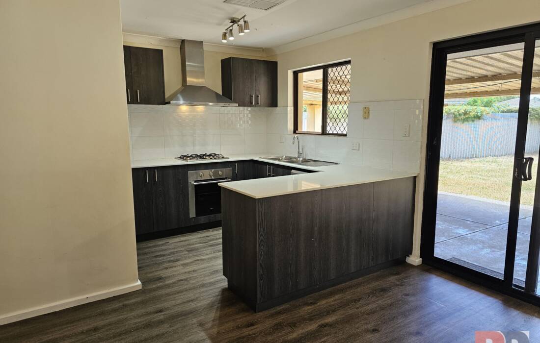 52 Numulgi Street, ARMADALE, WA 6112 Australia
