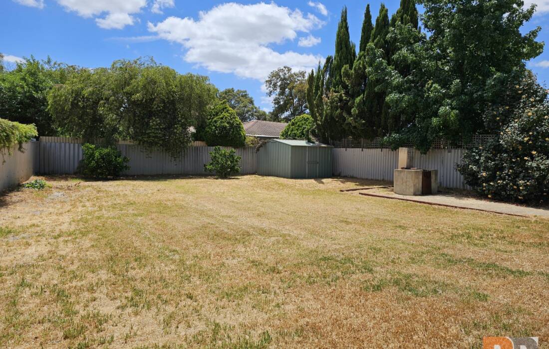 52 Numulgi Street, ARMADALE, WA 6112 Australia